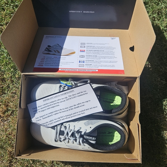 Reebok Mens Work Sneakers sz 10 - Picture 5 of 6